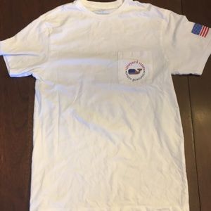 Vineyard vines T-shirt